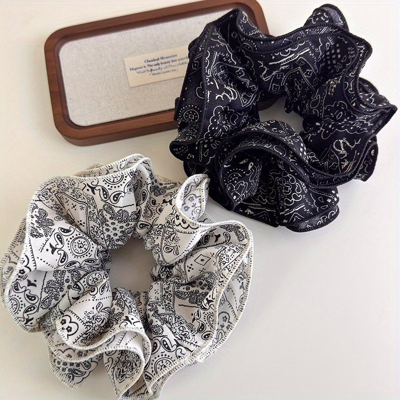 Elegant Black and White Fabric - Travel Accessories Sale recensione e prezzo