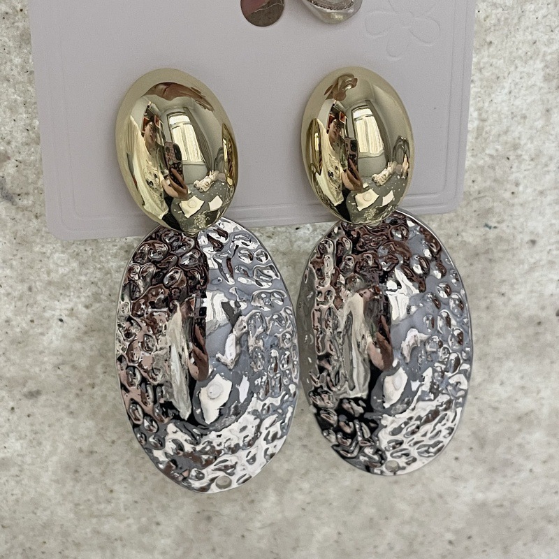 Metal Oval Drop Earrings for W - Travel Accessories Dropshipping recensione e prezzo