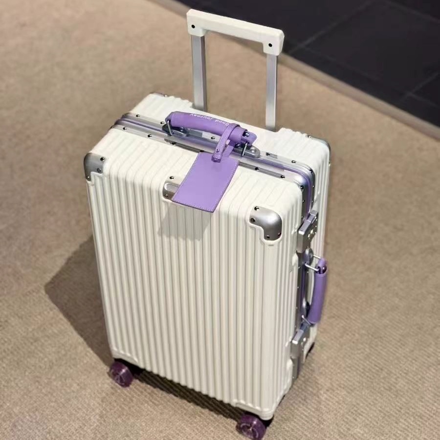 Suitcase Aluminum Frame with C - Travel Lock Tsa Approved recensione e prezzo