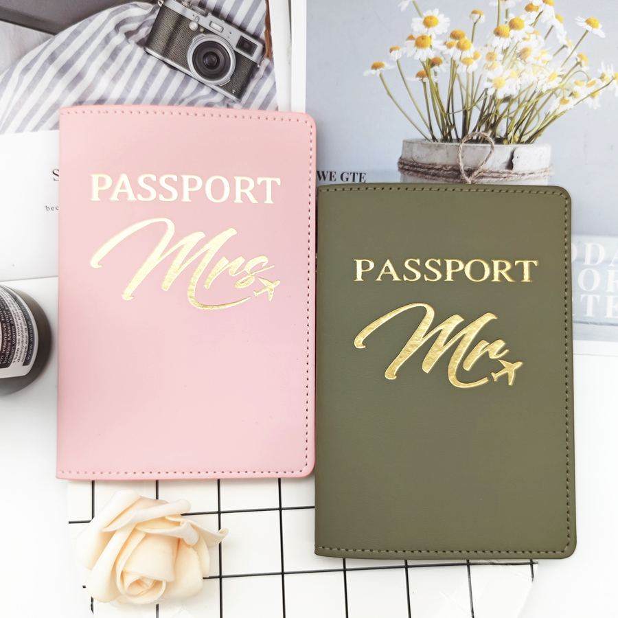2PCS a Set Mr/Mrs Lovers Coupl - Travel Accessories Passport Holder recensione e prezzo