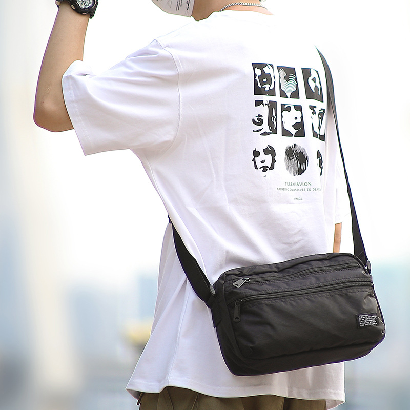 Minimalist Crossbody Sling Bag - Travel Accessories For Japan recensione e prezzo