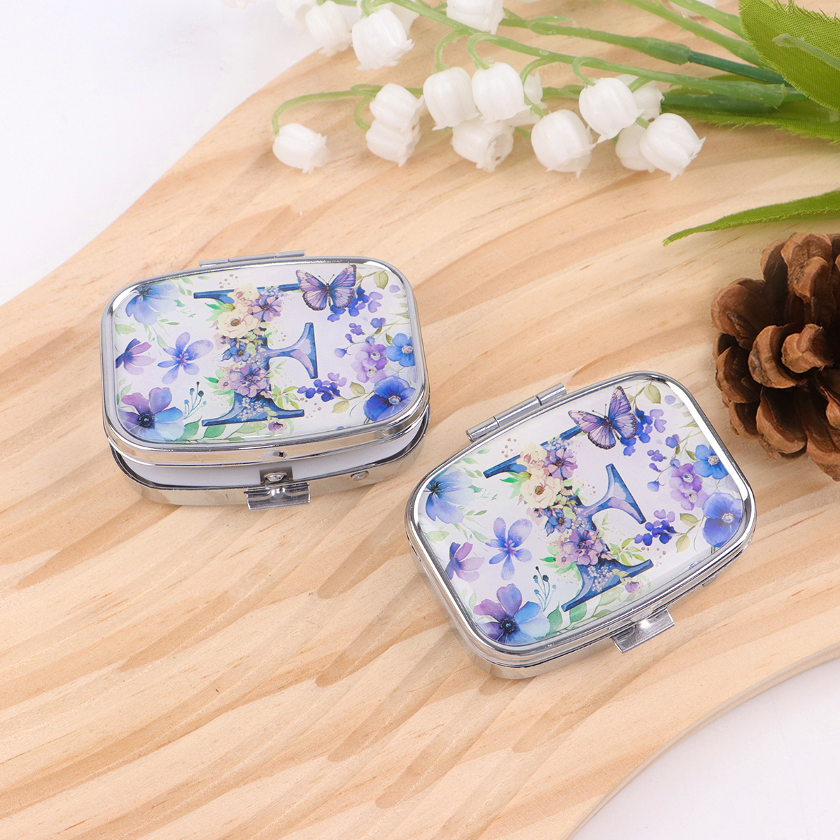 English Letter Pill Boxes Flow - Travel Accessories For Japan recensione e prezzo