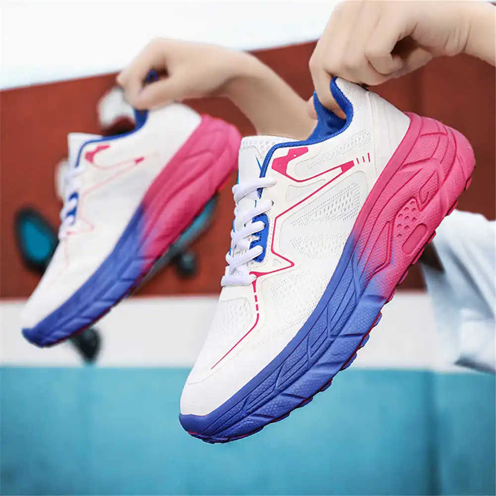 Does Not Slip Size 37 Shoes Si - Travel Accessories For Young Women recensione e prezzo